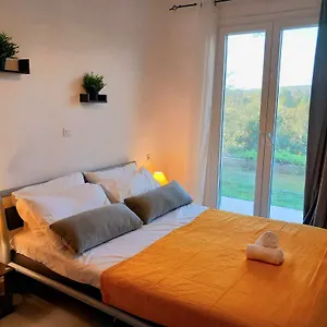  Apartment 4t