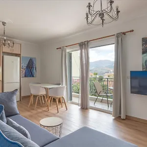  Apartment Elegant Living