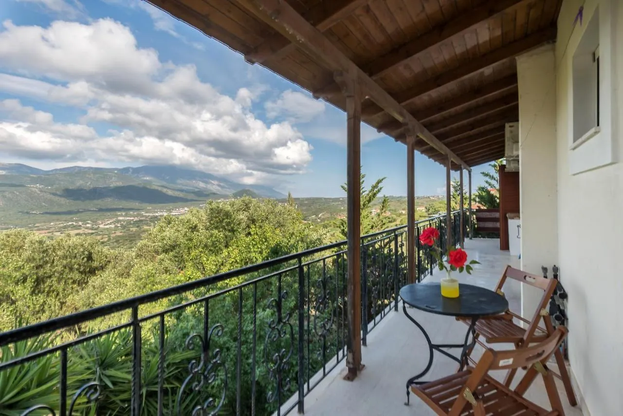 Virginia - Home In Helmata Argostoli